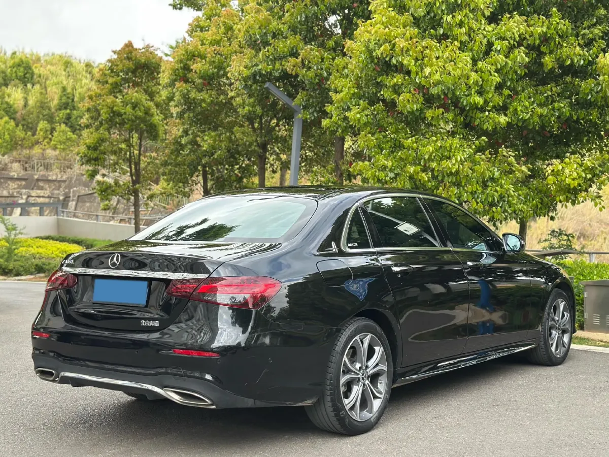 2021 Mercedes-Benz E Class 2.0T 258HP L4 9AT,autocango,china used car exporter,china ev exporter,chinese used car exporter,chinese used ev exporter