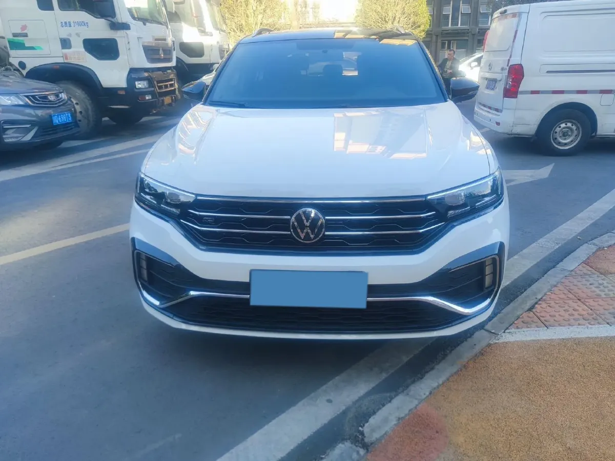 2021 Volkswagen T-Roc 1.4T 150HP L4 7DCT,autocango,china used car exporter,china ev exporter,chinese used car exporter,chinese used ev exporter