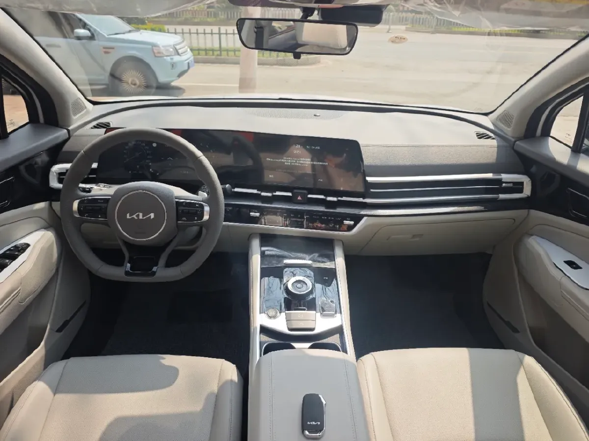 2025 Kia Sportage 1.5T 200HP L4 8AT,autocango,china used car exporter,china ev exporter,chinese used car exporter,chinese used ev exporter