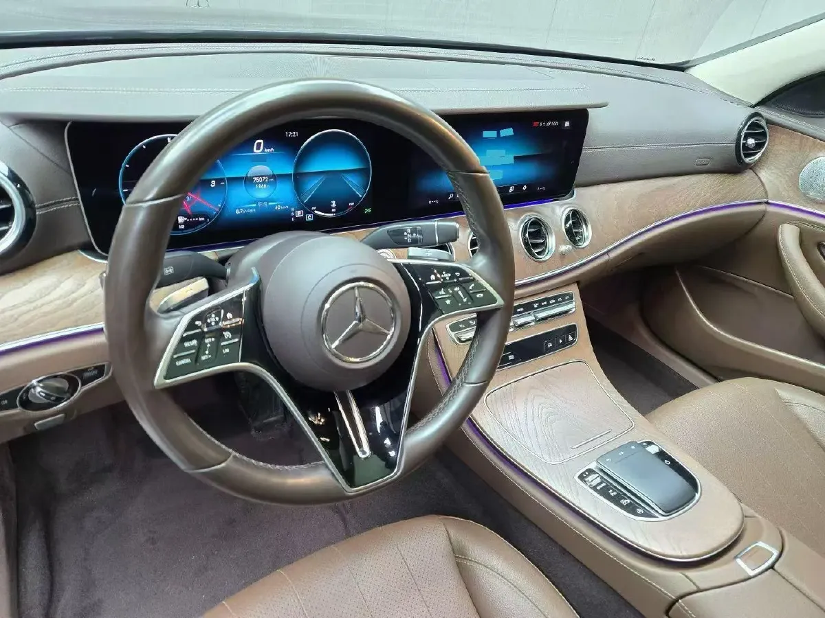 2022 Mercedes-Benz GLC Class 2.0T 258HP L4 9AT,autocango,china used car exporter,china ev exporter,chinese used car exporter,chinese used ev exporter