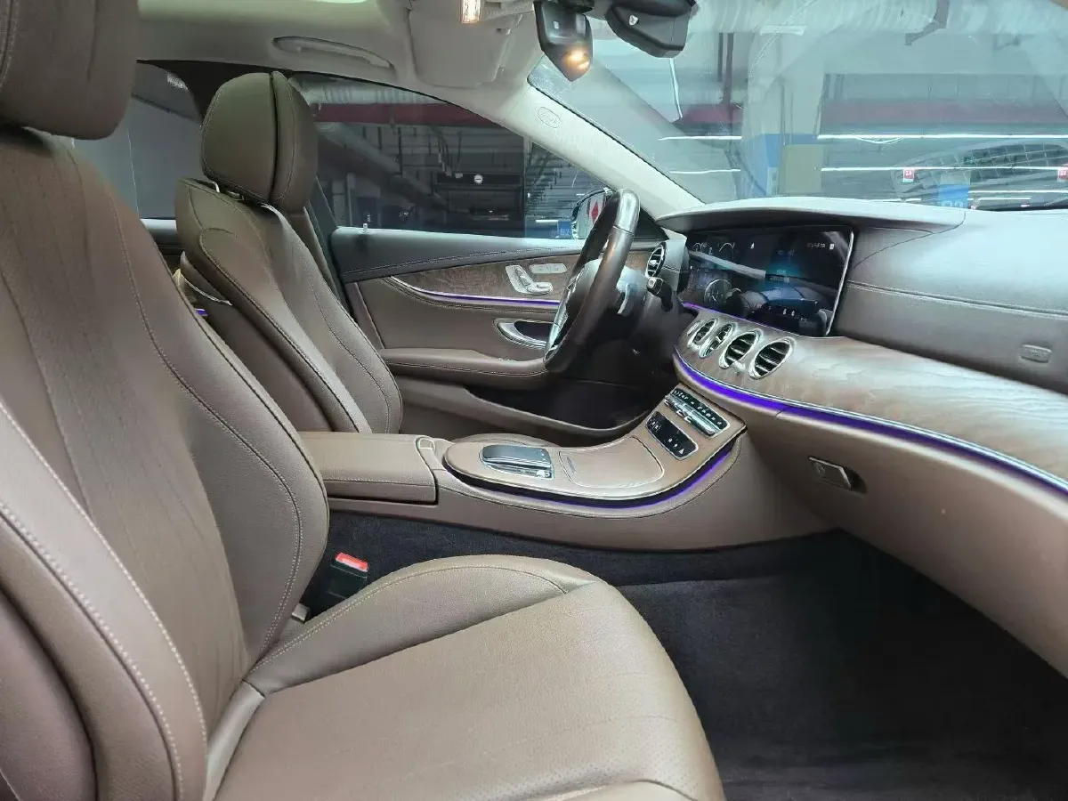 2022 Mercedes-Benz GLC Class 2.0T 258HP L4 9AT,autocango,china used car exporter,china ev exporter,chinese used car exporter,chinese used ev exporter