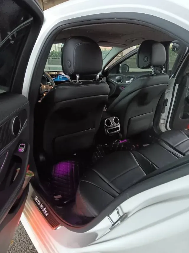 2020 Mercedes-Benz C Class 1.5T 156HP L4 9AT,autocango,china used car exporter,china ev exporter,chinese used car exporter,chinese used ev exporter