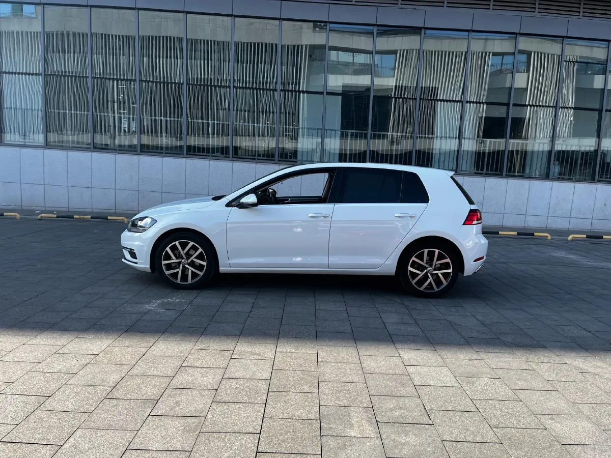 2020 Volkswagen Golf 1.4T 150HP L4 7DCT,autocango,china used car exporter,china ev exporter,chinese used car exporter,chinese used ev exporter