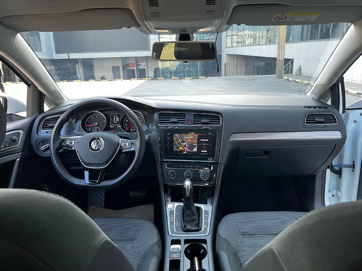 2020 Volkswagen Golf 1.4T 150HP L4 7DCT,autocango,china used car exporter,china ev exporter,chinese used car exporter,chinese used ev exporter