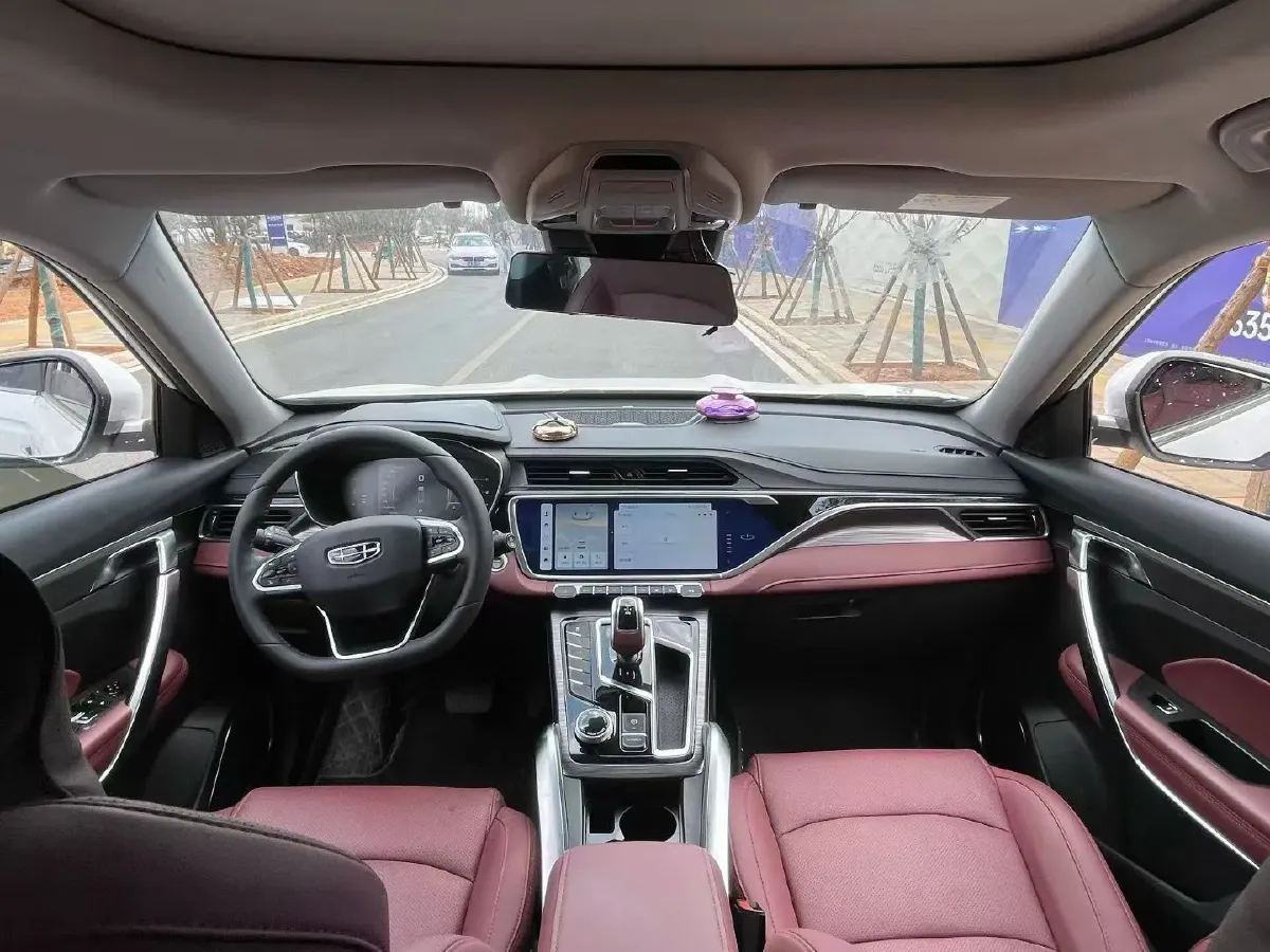 2020 Geely Azkarra 1.8T 184HP L4 7DCT,autocango,china used car exporter,china ev exporter,chinese used car exporter,chinese used ev exporter