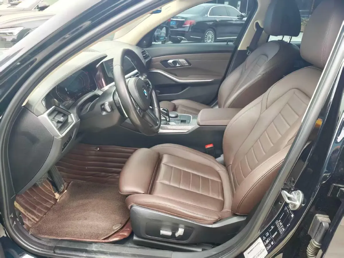 2020 BMW 3 Series 2.0T 258HP L4 8AT,autocango,china used car exporter,china ev exporter,chinese used car exporter,chinese used ev exporter