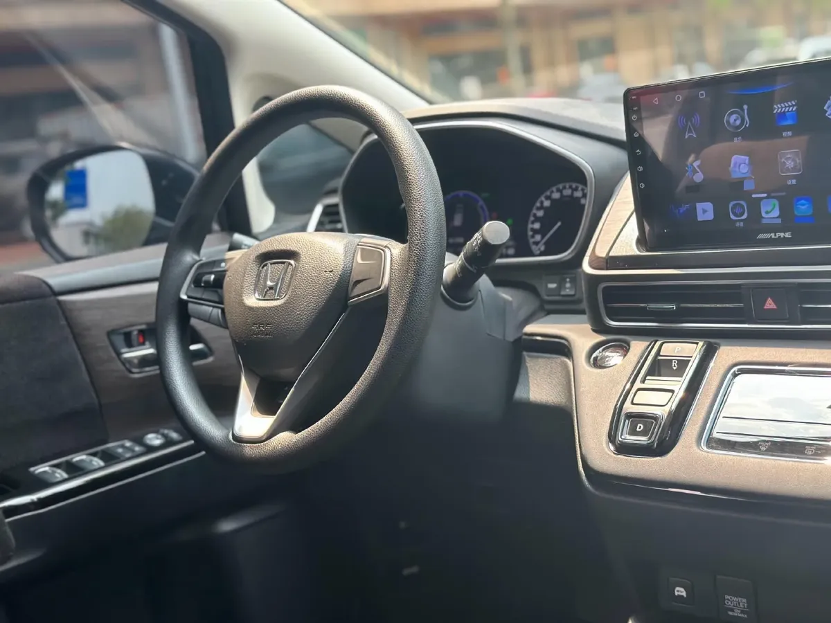 2024 Honda Odyssey 2.0L 146HP L4 E-CVT Hybrid,autocango,china used car exporter,china ev exporter,chinese used car exporter,chinese used ev exporter