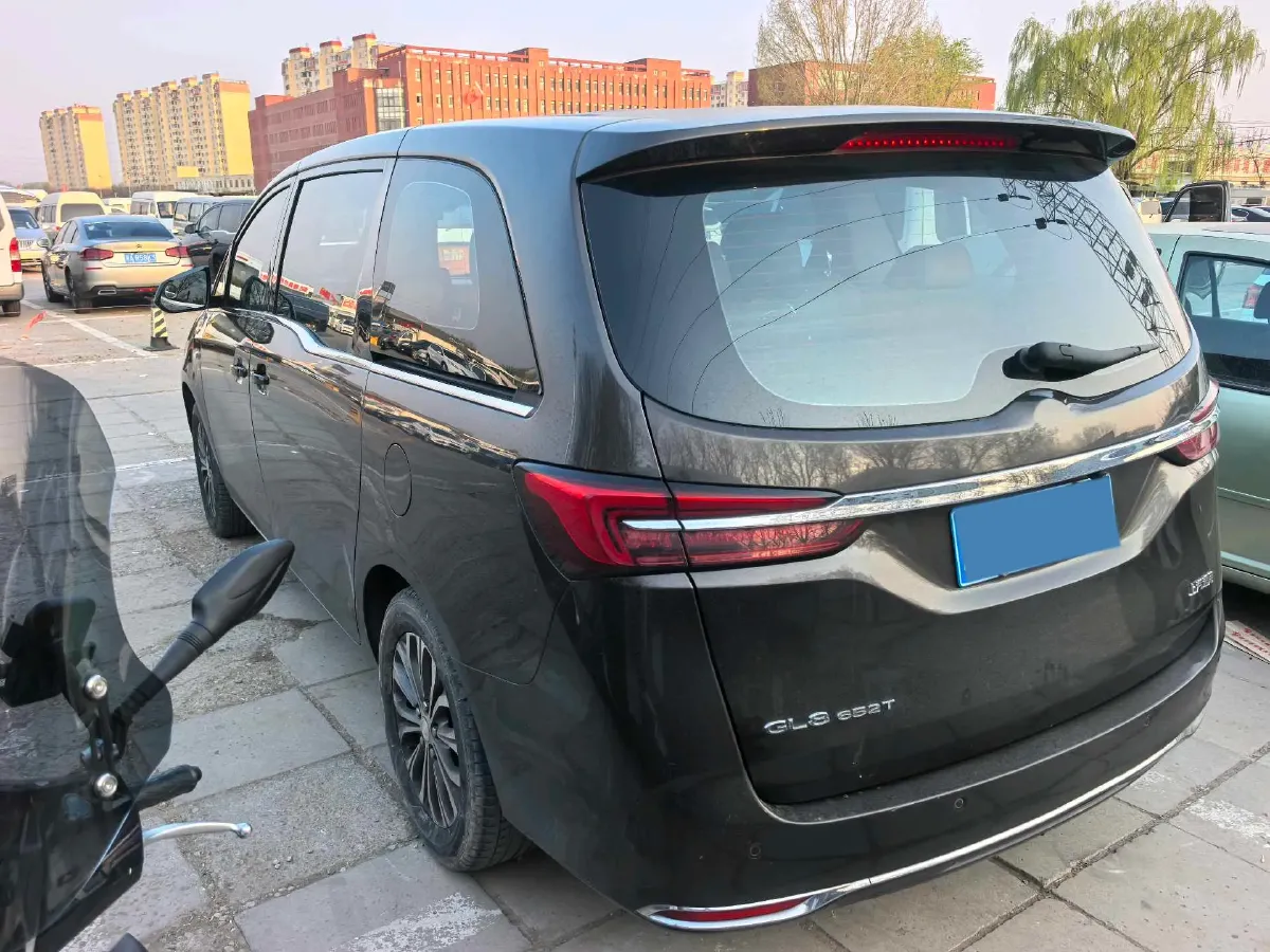 2021 Buick GL8 2.0T 237HP L4 9AT,autocango,china used car exporter,china ev exporter,chinese used car exporter,chinese used ev exporter