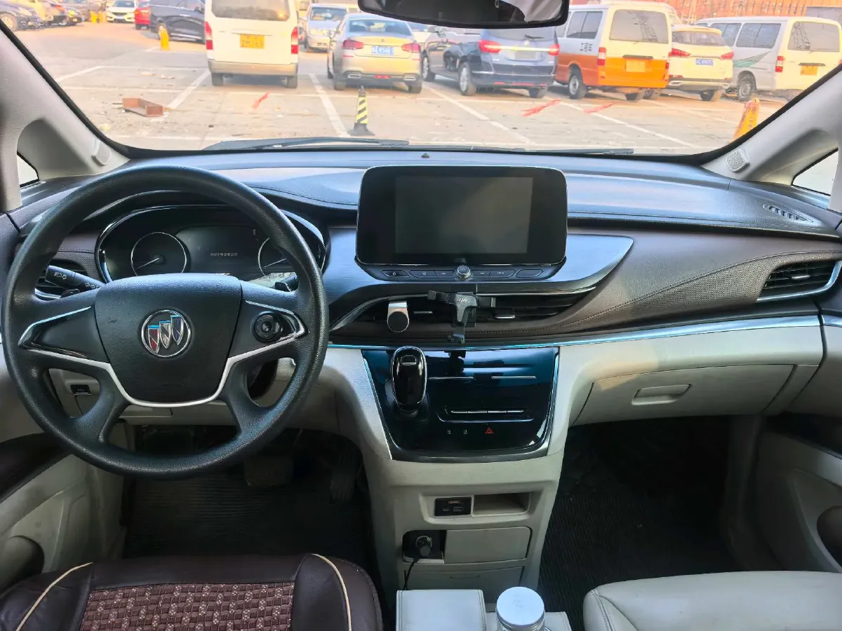 2021 Buick GL8 2.0T 237HP L4 9AT,autocango,china used car exporter,china ev exporter,chinese used car exporter,chinese used ev exporter