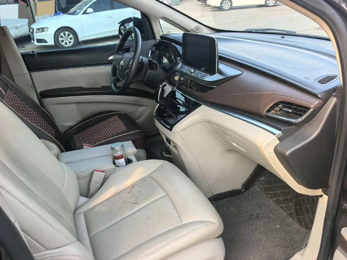 2021 Buick GL8 2.0T 237HP L4 9AT,autocango,china used car exporter,china ev exporter,chinese used car exporter,chinese used ev exporter