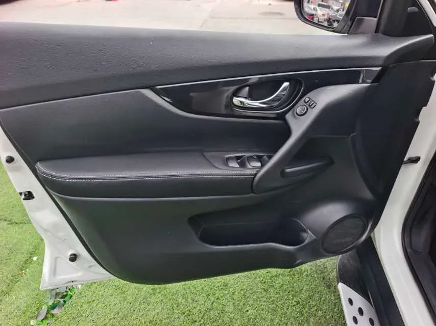 2019 Nissan X-Trail 2.0L 154HP L4 CVT,autocango,china used car exporter,china ev exporter,chinese used car exporter,chinese used ev exporter