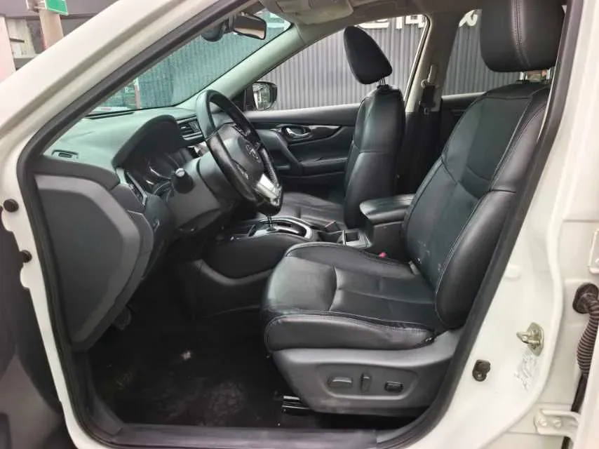 2019 Nissan X-Trail 2.0L 154HP L4 CVT,autocango,china used car exporter,china ev exporter,chinese used car exporter,chinese used ev exporter