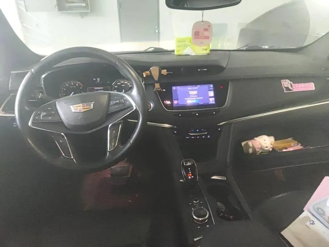 2021 Cadillac XT5 2.0T 237HP L4 9AT,autocango,china used car exporter,china ev exporter,chinese used car exporter,chinese used ev exporter