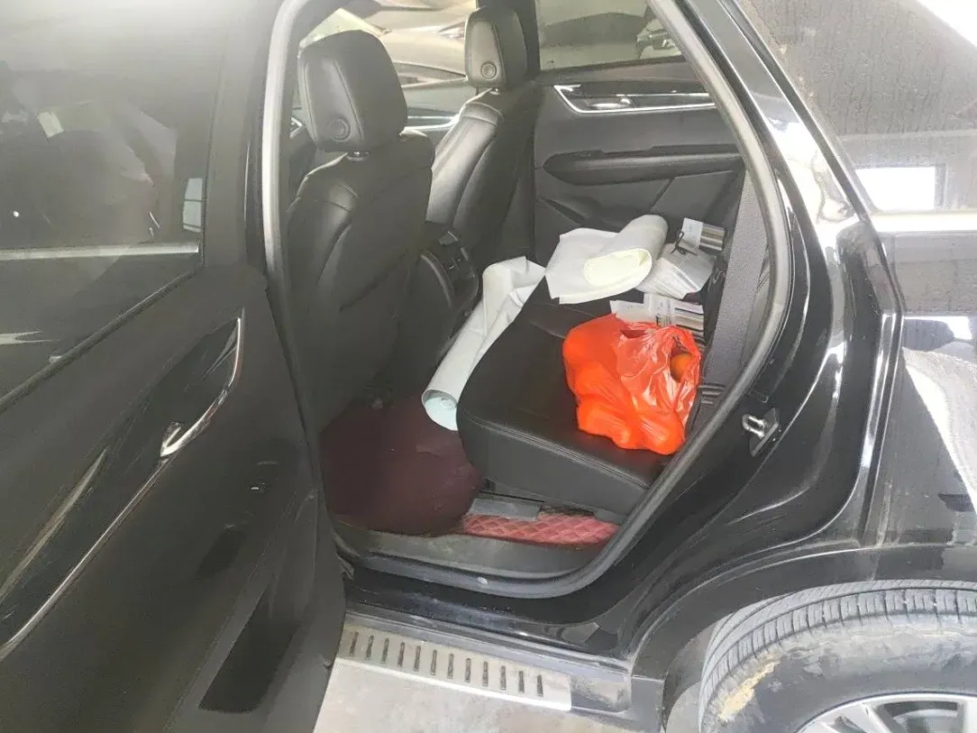 2021 Cadillac XT5 2.0T 237HP L4 9AT,autocango,china used car exporter,china ev exporter,chinese used car exporter,chinese used ev exporter