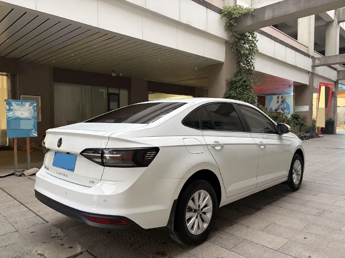 2025 Volkswagen Lavida 1.5L 110HP L4 6AT,autocango,china used car exporter,china ev exporter,chinese used car exporter,chinese used ev exporter