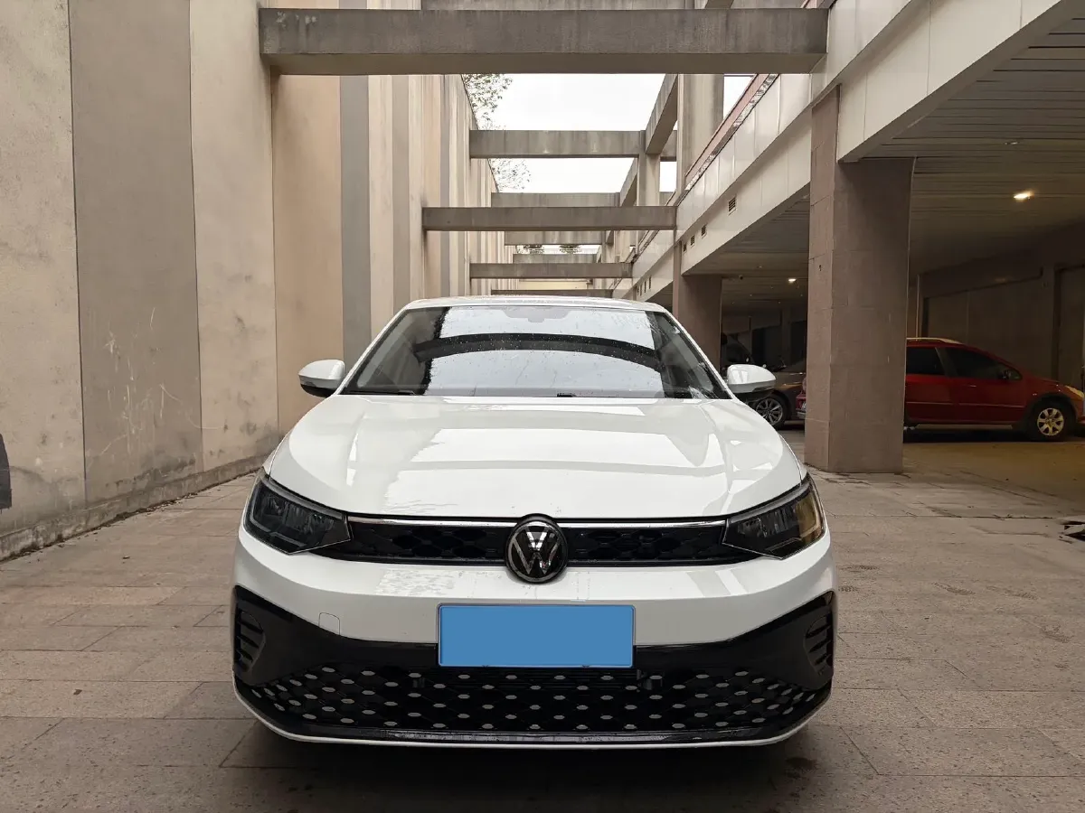 2025 Volkswagen Lavida 1.5L 110HP L4 6AT,autocango,china used car exporter,china ev exporter,chinese used car exporter,chinese used ev exporter