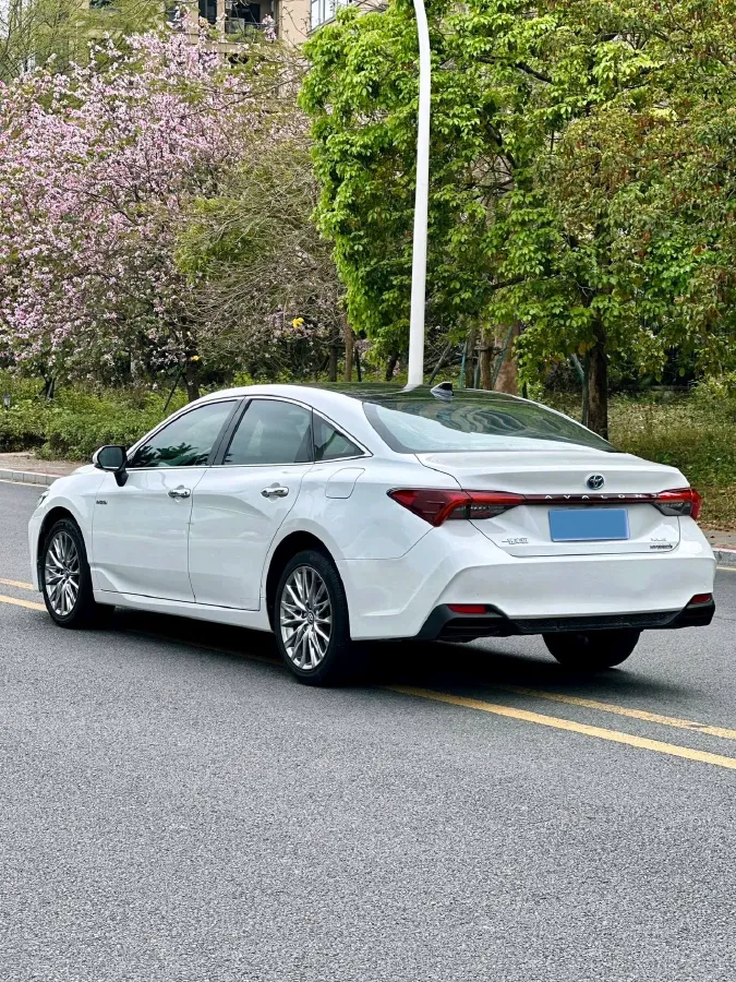 2022 Toyota Avalon 2.5L 178HP L4 E-CVT Hybrid,autocango,china used car exporter,china ev exporter,chinese used car exporter,chinese used ev exporter
