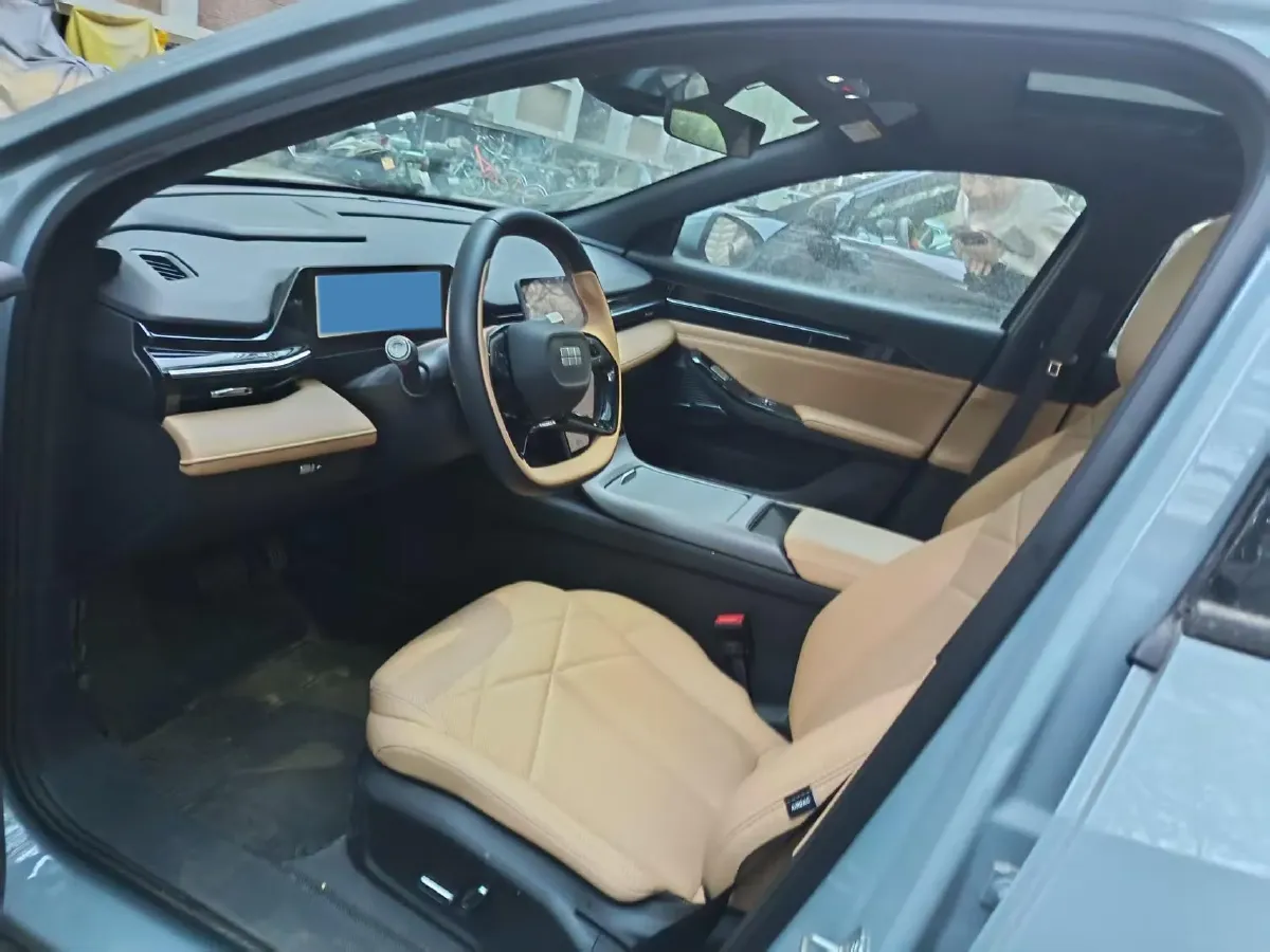 2024 Geely Galaxy L6 1.5T 163HP L4 3DHT PHEV,autocango,china used car exporter,china ev exporter,chinese used car exporter,chinese used ev exporter