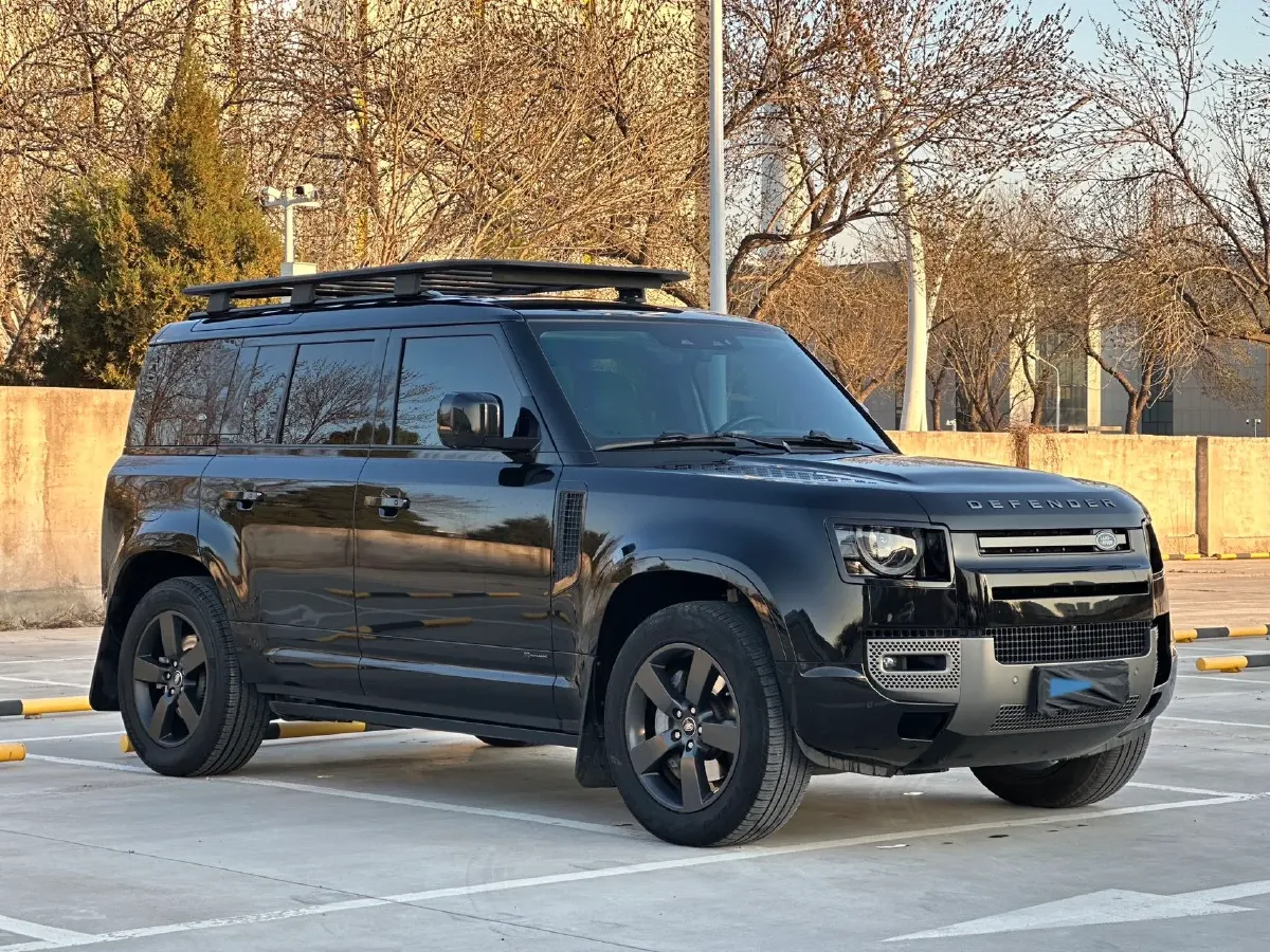 2021 Land Rover Defender 3.0T 400HP L6 8AT,autocango,china used car exporter,china ev exporter,chinese used car exporter,chinese used ev exporter