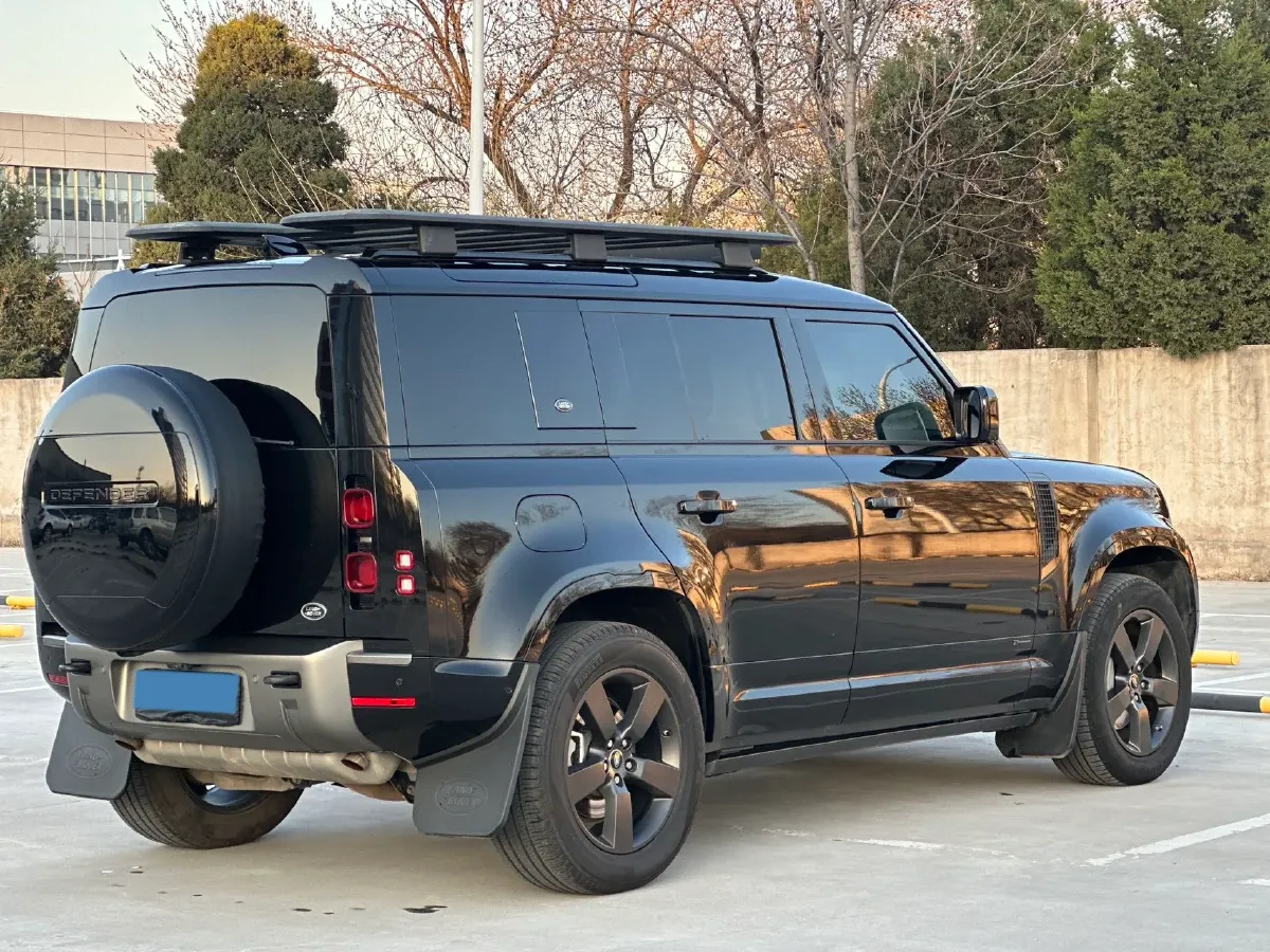 2021 Land Rover Defender 3.0T 400HP L6 8AT,autocango,china used car exporter,china ev exporter,chinese used car exporter,chinese used ev exporter