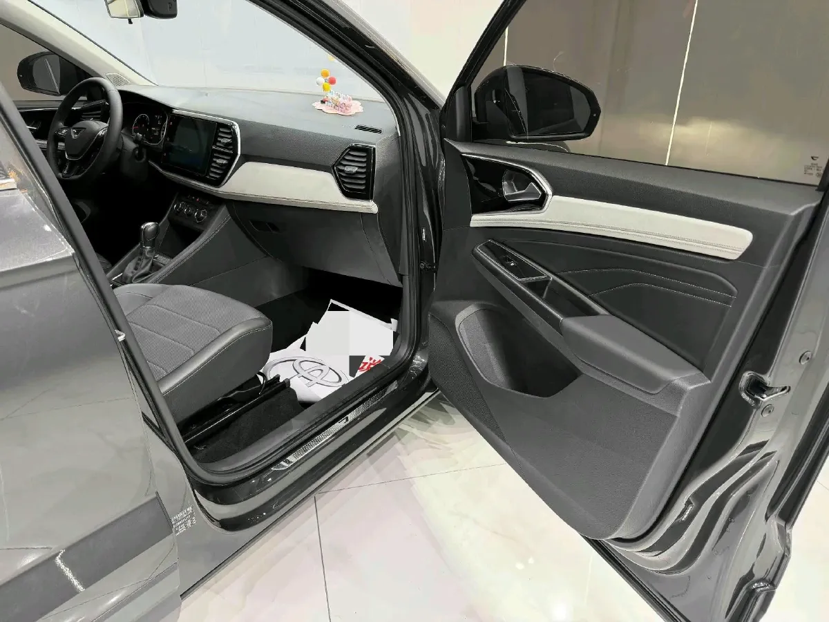 2022 Jetta VS5 1.4T 150HP L4 6AT,autocango,china used car exporter,china ev exporter,chinese used car exporter,chinese used ev exporter