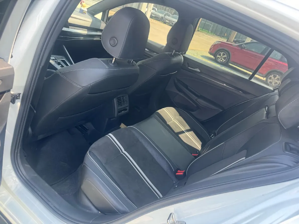 2021 Volkswagen Golf 1.4T 150HP L4 7DCT,autocango,china used car exporter,china ev exporter,chinese used car exporter,chinese used ev exporter