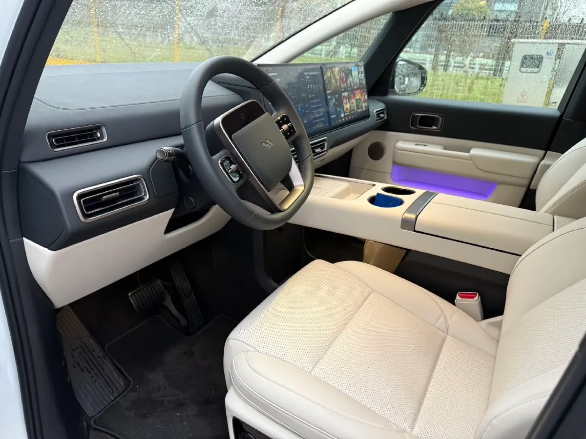 2025 Li MEGA BEV,autocango,china used car exporter,china ev exporter,chinese used car exporter,chinese used ev exporter