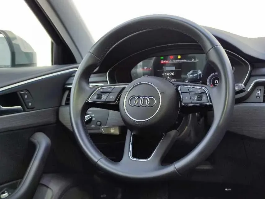 2021 Audi A4 2.0T 252HP L4 7DCT,autocango,china used car exporter,china ev exporter,chinese used car exporter,chinese used ev exporter