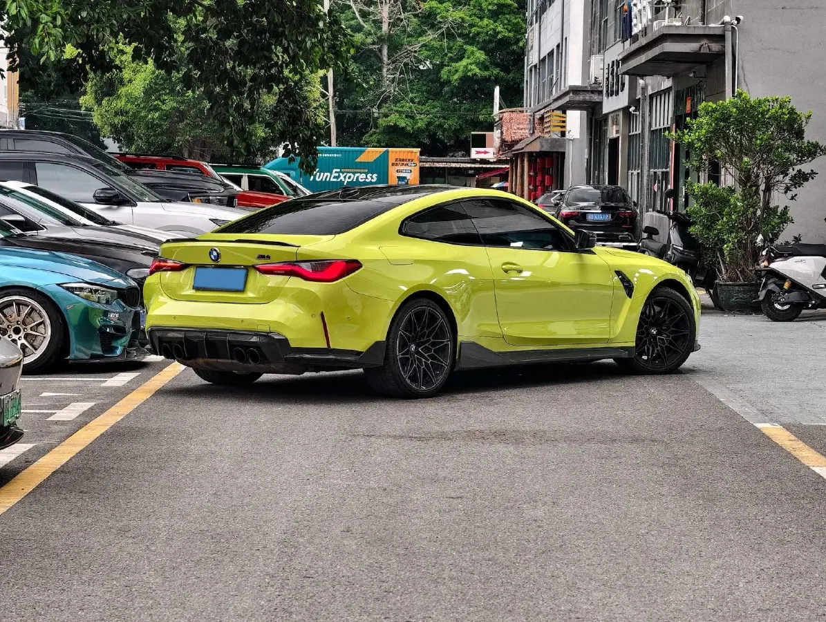 2021 BMW M4 3.0T 510HP L6 8AT,autocango,china used car exporter,china ev exporter,chinese used car exporter,chinese used ev exporter