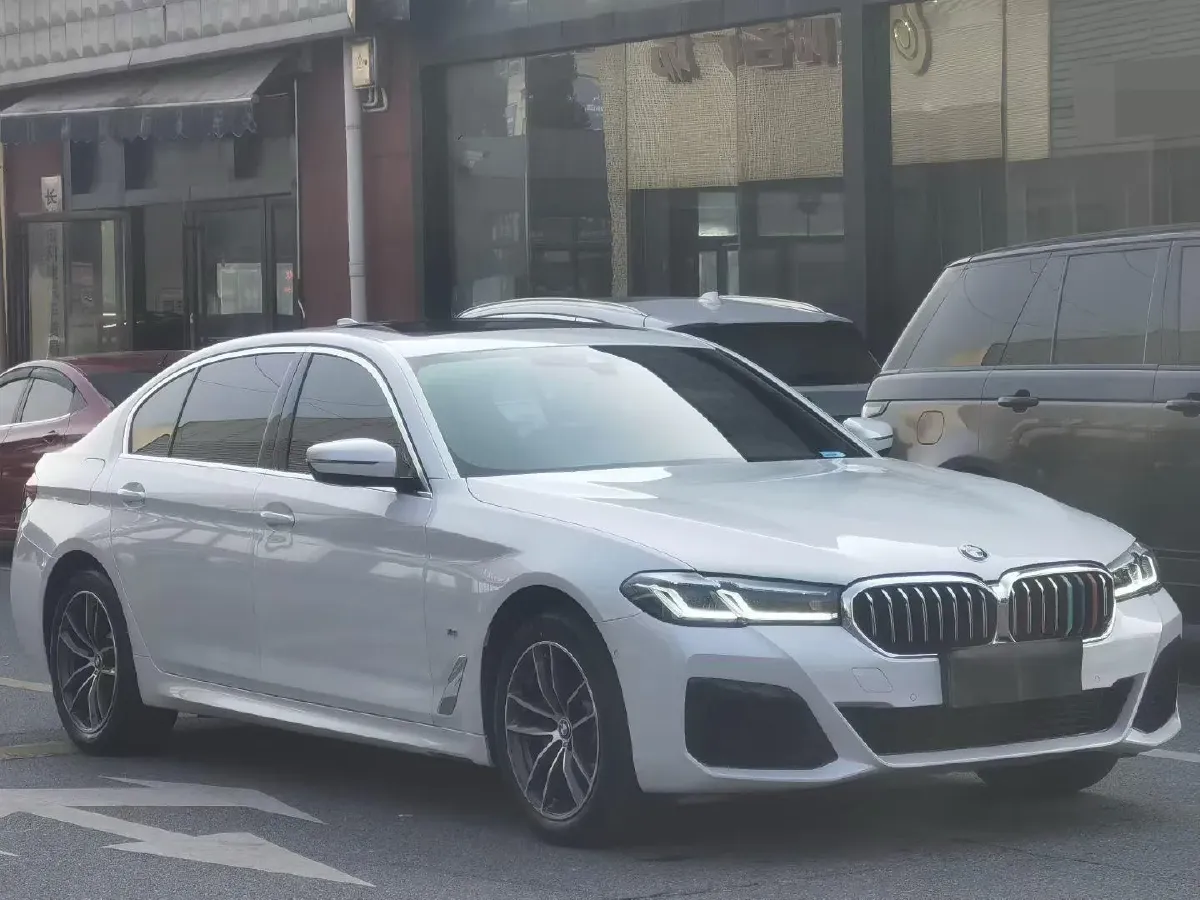 2021 BMW 5 Series 2.0T 184HP L4 8AT,autocango,china used car exporter,china ev exporter,chinese used car exporter,chinese used ev exporter