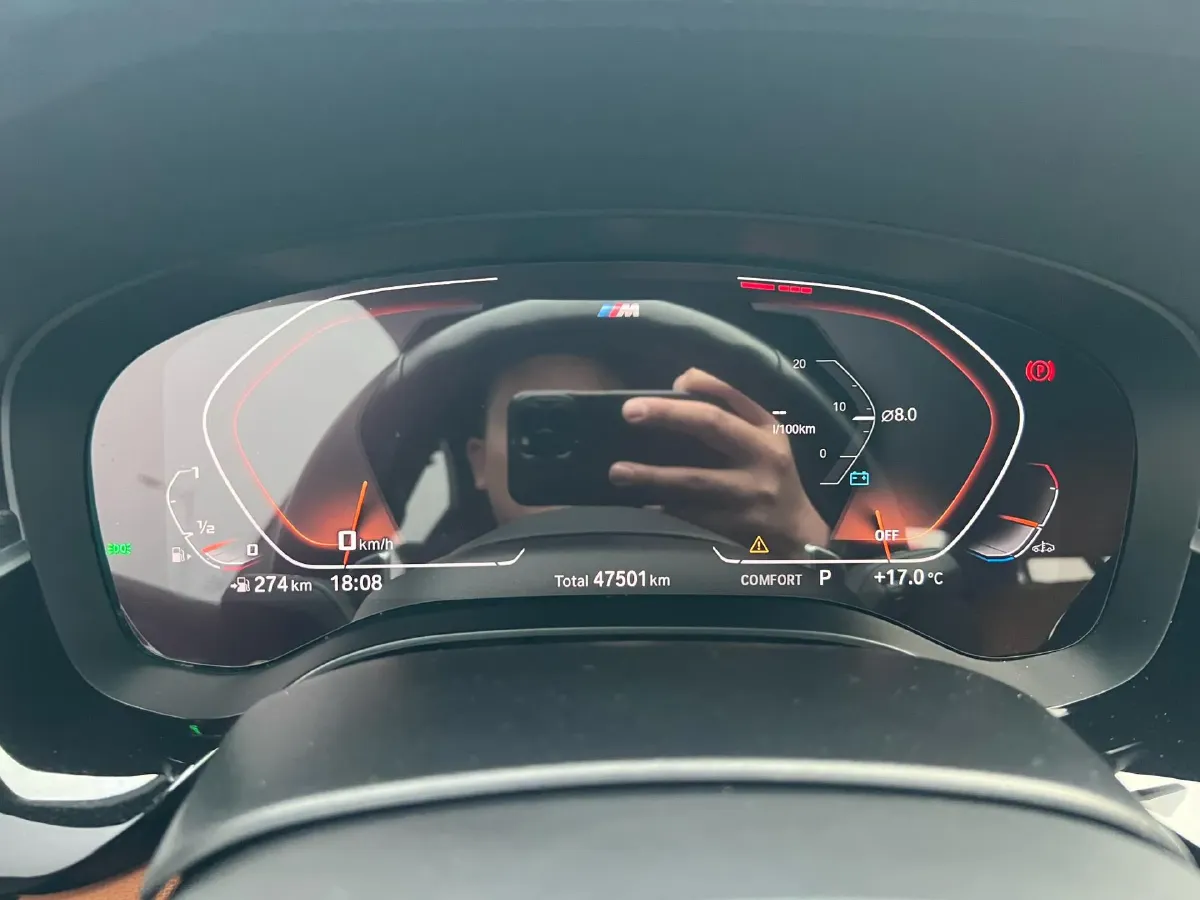 2022 BMW 5 Series 2.0T 252HP L4 8AT,autocango,china used car exporter,china ev exporter,chinese used car exporter,chinese used ev exporter