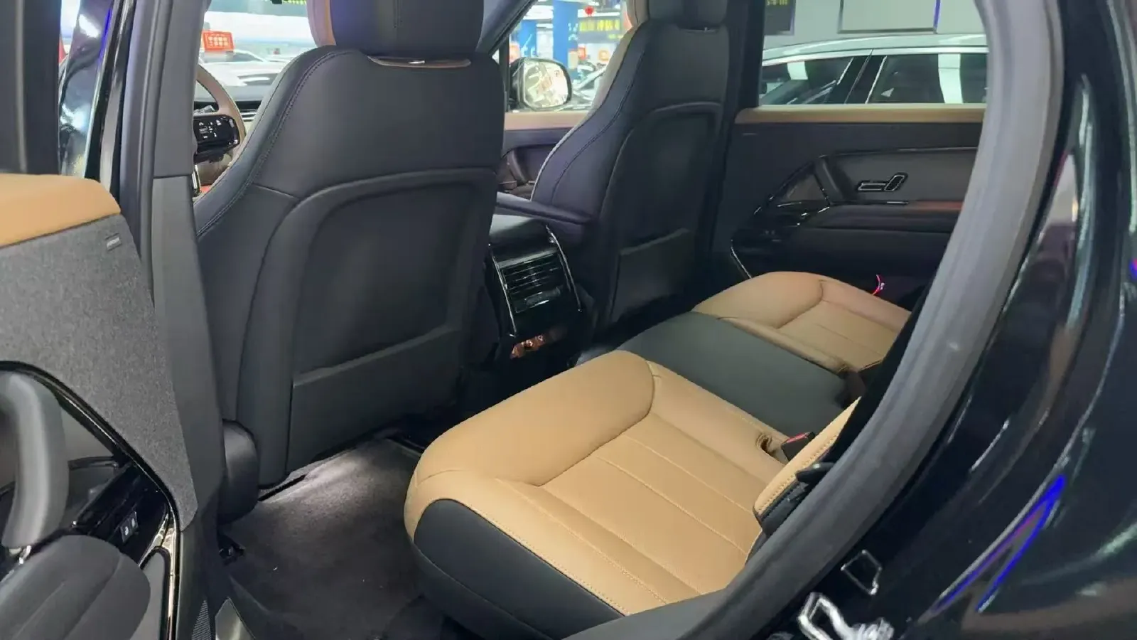 2024 Land Rover Range Rover Sport 3.0T 400HP L6 8AT,autocango,china used car exporter,china ev exporter,chinese used car exporter,chinese used ev exporter