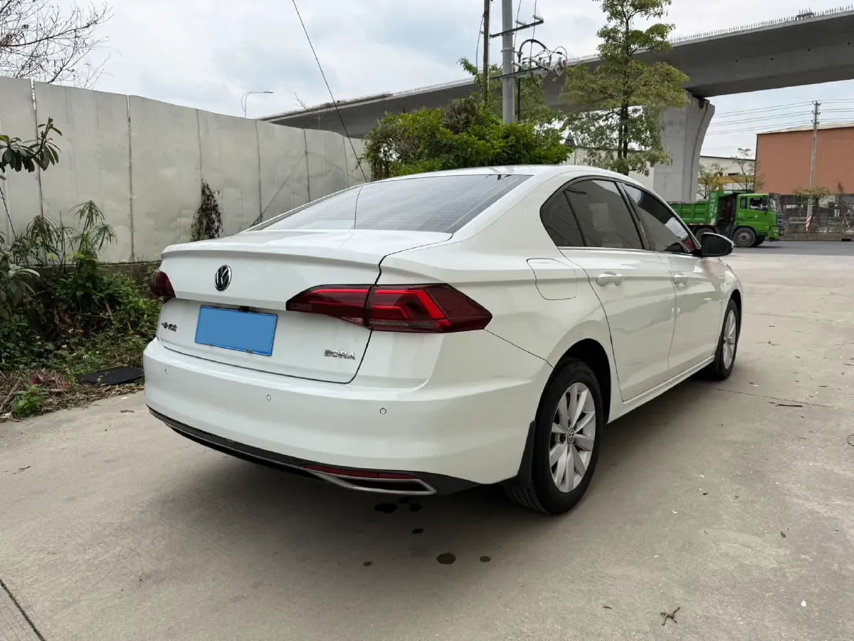 2019 Bestune T77 1.2T 143HP L4 7DCT,autocango,china used car exporter,china ev exporter,chinese used car exporter,chinese used ev exporter