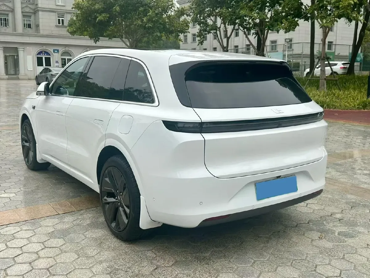 2024 Li L6 Range Extended 154HP L4 REEV 36.8KWH,autocango,china used car exporter,china ev exporter,chinese used car exporter,chinese used ev exporter