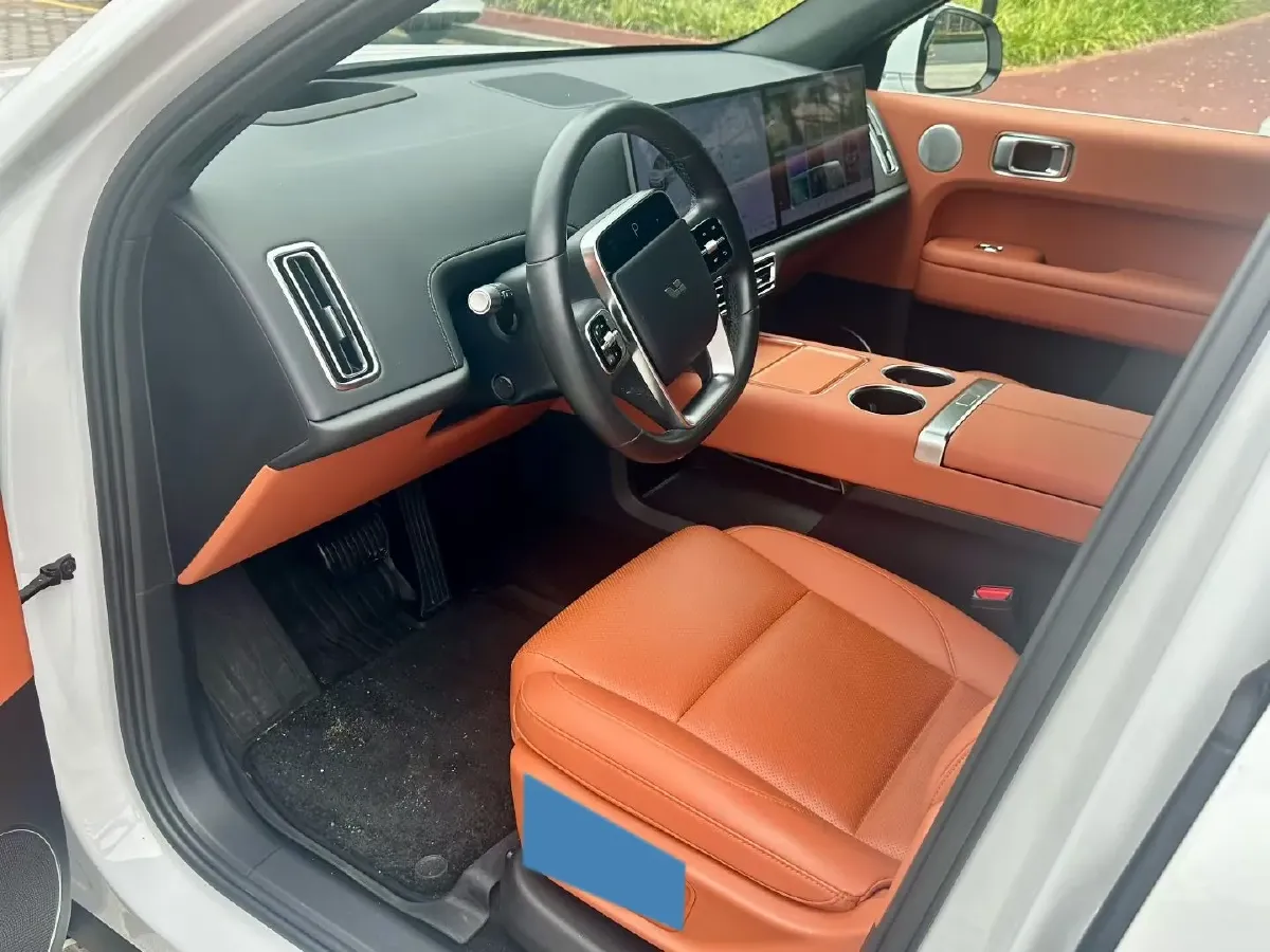 2024 Li L6 Range Extended 154HP L4 REEV 36.8KWH,autocango,china used car exporter,china ev exporter,chinese used car exporter,chinese used ev exporter