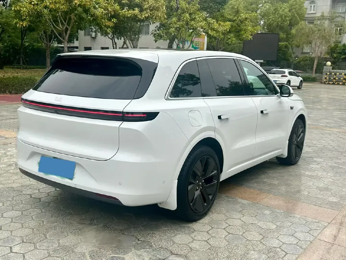 2024 Li L6 Range Extended 154HP L4 REEV 36.8KWH,autocango,china used car exporter,china ev exporter,chinese used car exporter,chinese used ev exporter