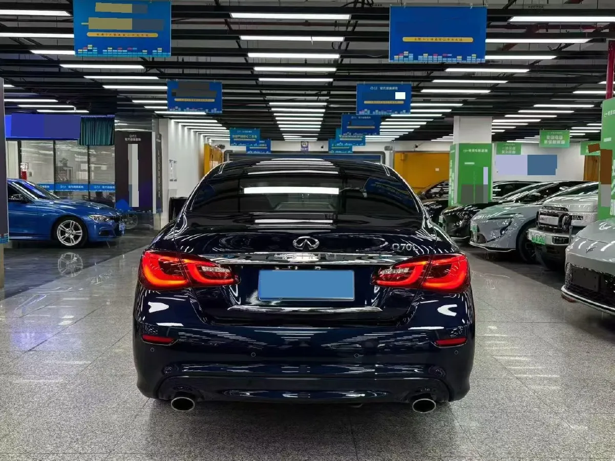2019 Infiniti Q70 2.0T 211HP L4 7AT,autocango,china used car exporter,china ev exporter,chinese used car exporter,chinese used ev exporter