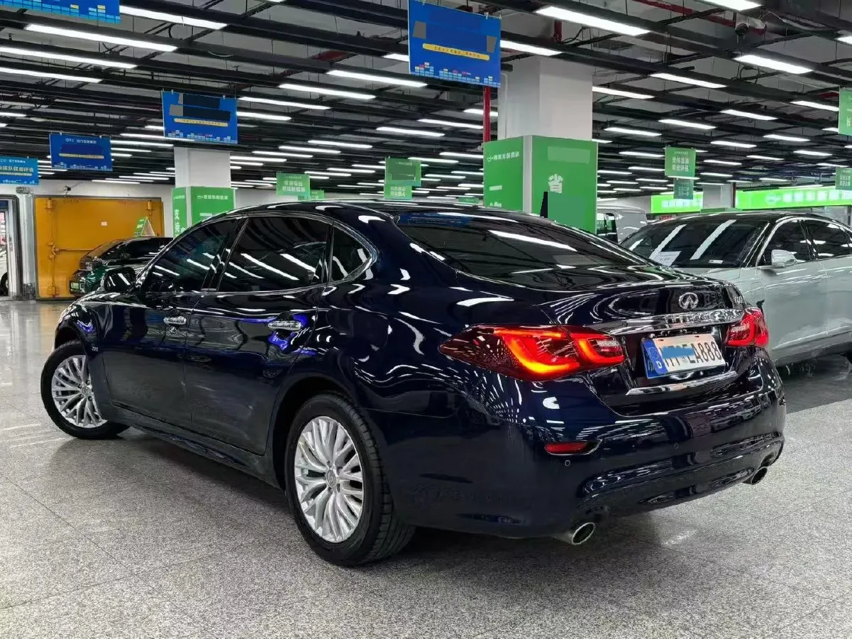 2019 Infiniti Q70 2.0T 211HP L4 7AT,autocango,china used car exporter,china ev exporter,chinese used car exporter,chinese used ev exporter