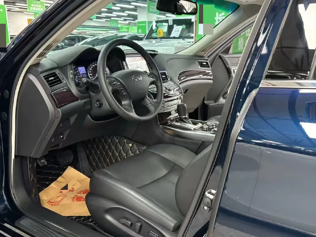 2019 Infiniti Q70 2.0T 211HP L4 7AT,autocango,china used car exporter,china ev exporter,chinese used car exporter,chinese used ev exporter