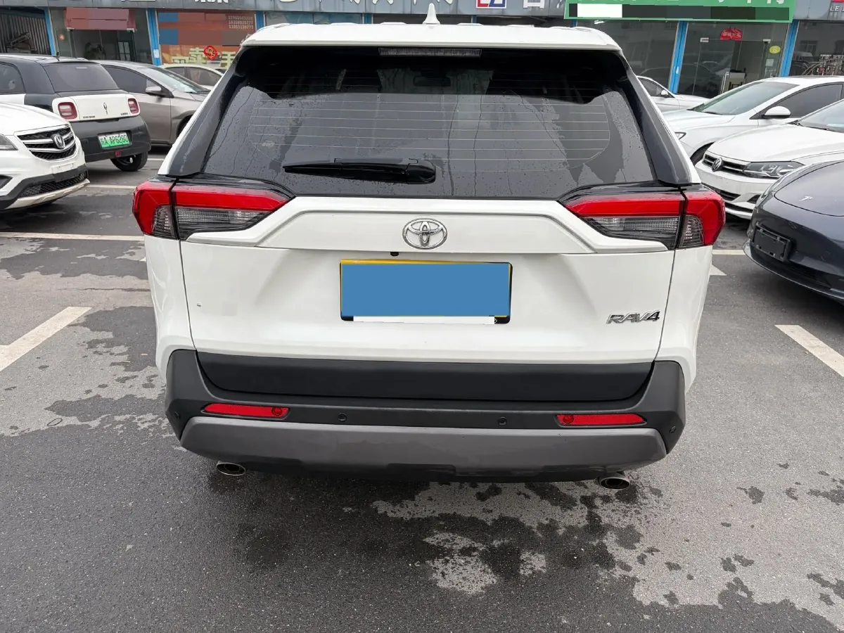 2020 Toyota RAV4 2.0L 171HP L4 CVT,autocango,china used car exporter,china ev exporter,chinese used car exporter,chinese used ev exporter