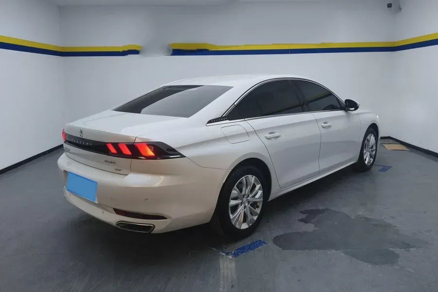 2022 Peugeot 508 1.6T 170HP L4 6AT,autocango,china used car exporter,china ev exporter,chinese used car exporter,chinese used ev exporter