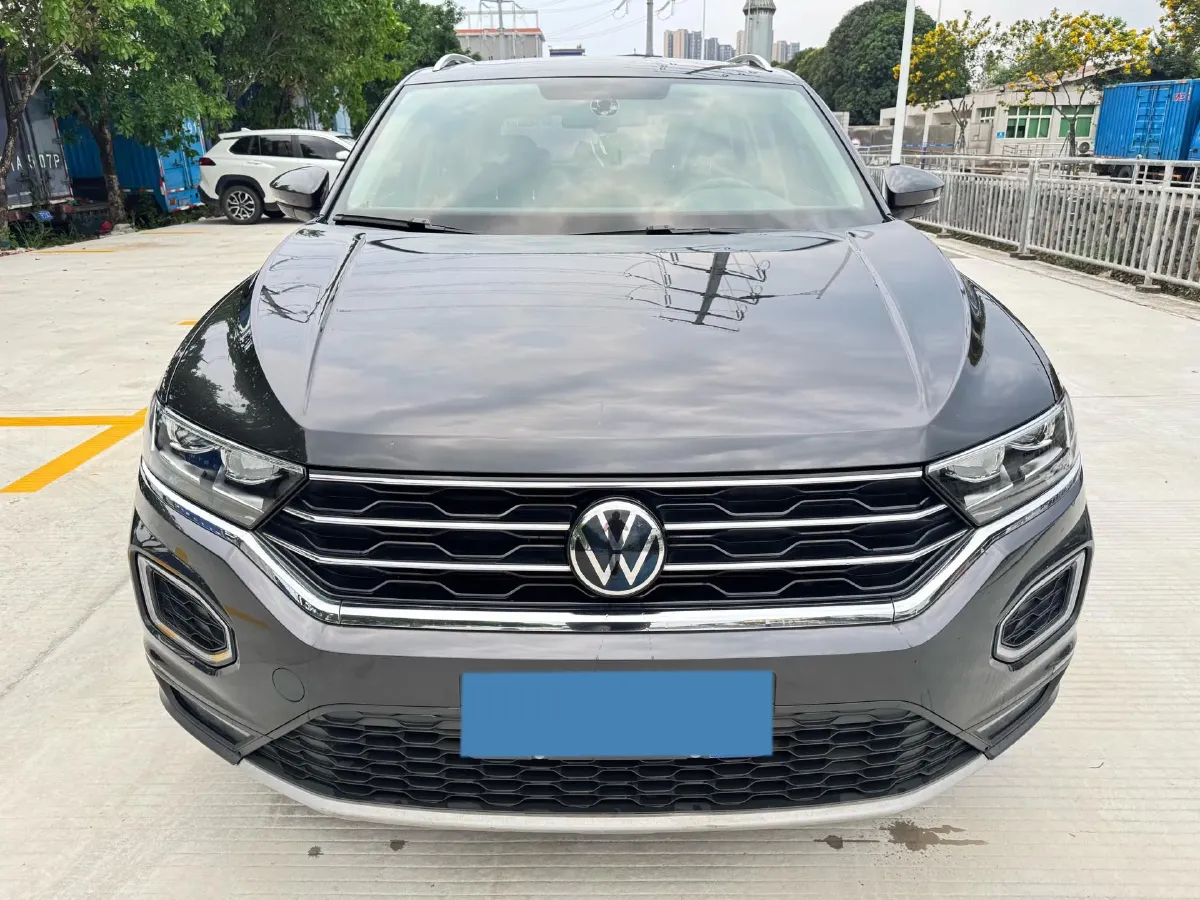 2022 Volkswagen T-Roc 1.4T 150HP L4 7DCT,autocango,china used car exporter,china ev exporter,chinese used car exporter,chinese used ev exporter