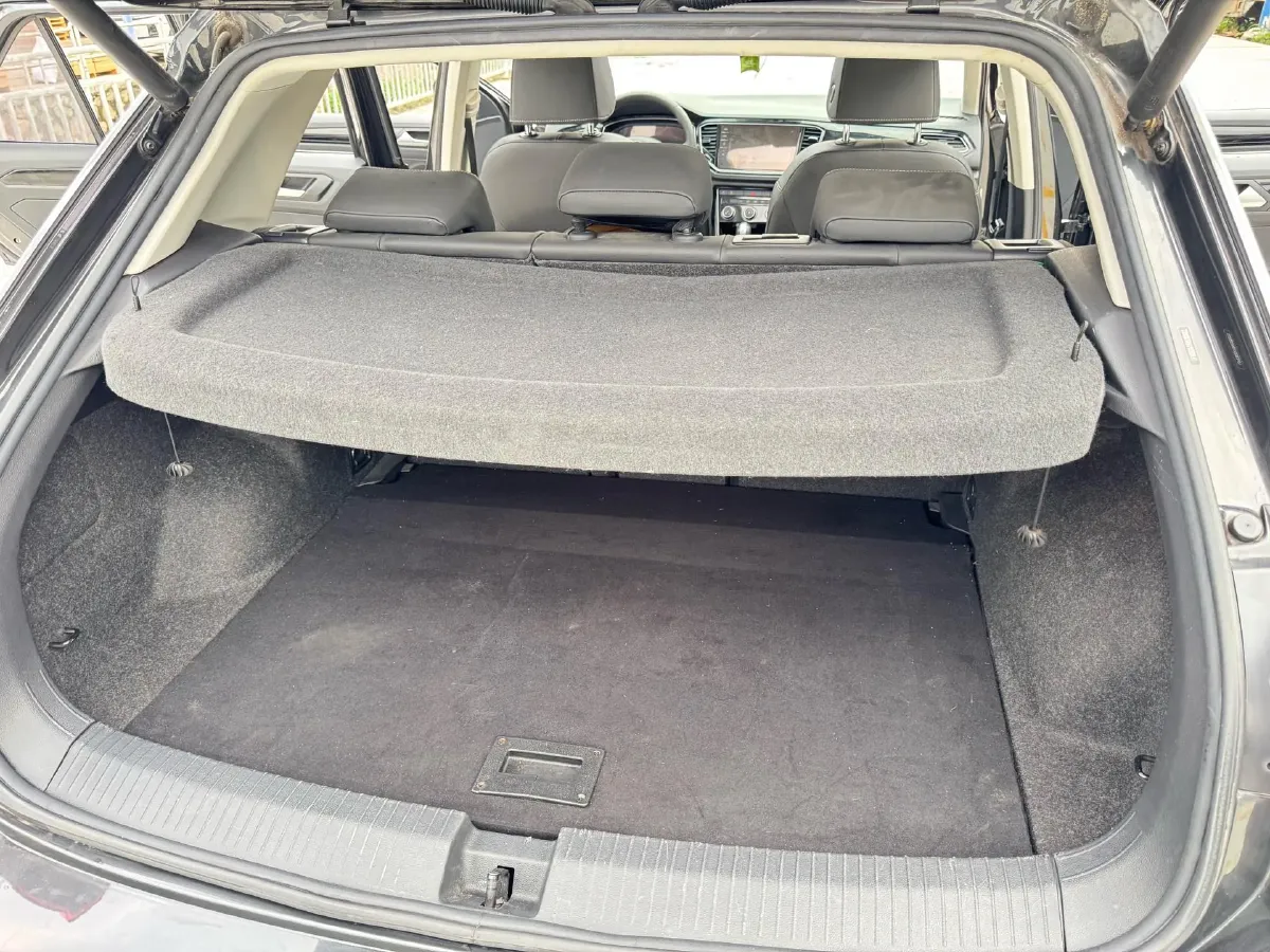 2022 Volkswagen T-Roc 1.4T 150HP L4 7DCT,autocango,china used car exporter,china ev exporter,chinese used car exporter,chinese used ev exporter