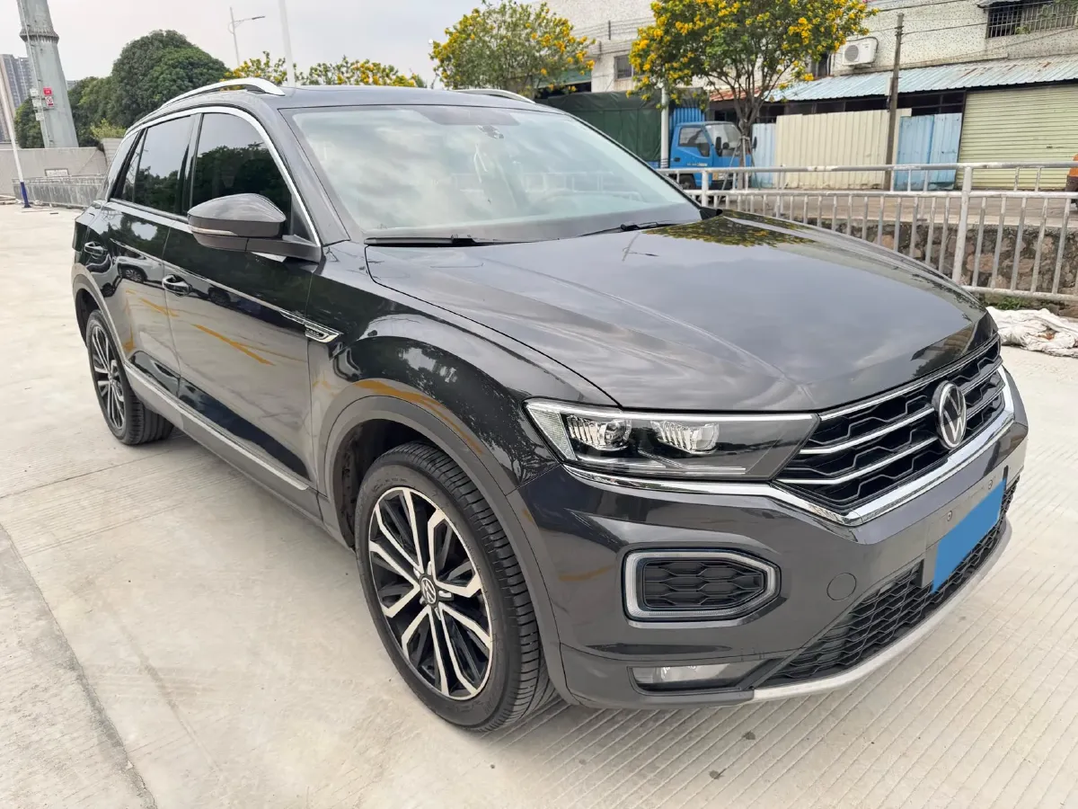2022 Volkswagen T-Roc 1.4T 150HP L4 7DCT,autocango,china used car exporter,china ev exporter,chinese used car exporter,chinese used ev exporter