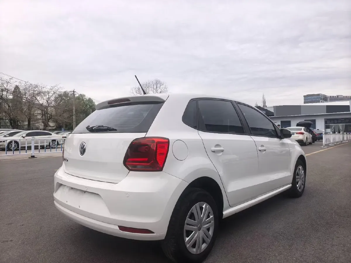 2016 Volkswagen Polo 1.4L 90HP L4 5MT,autocango,china used car exporter,china ev exporter,chinese used car exporter,chinese used ev exporter