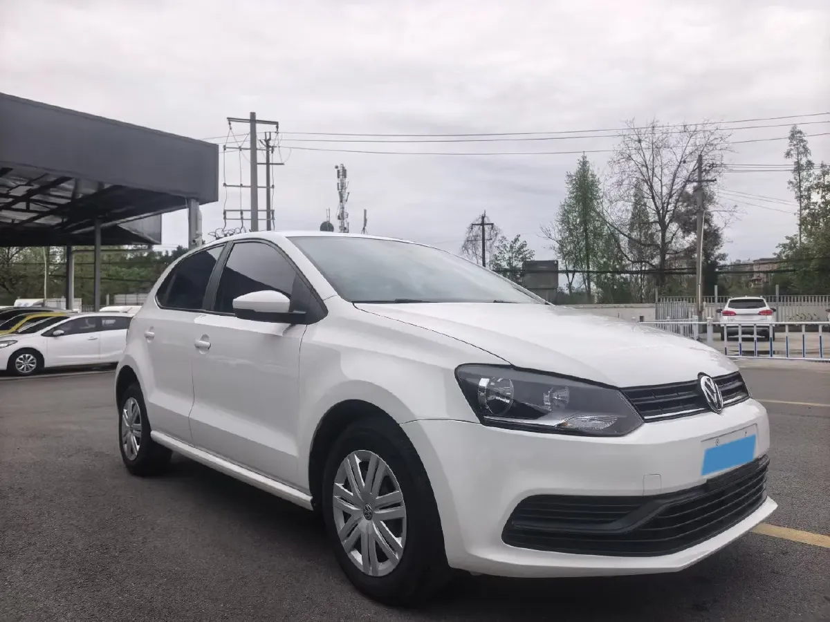 2016 Volkswagen Polo 1.4L 90HP L4 5MT,autocango,china used car exporter,china ev exporter,chinese used car exporter,chinese used ev exporter