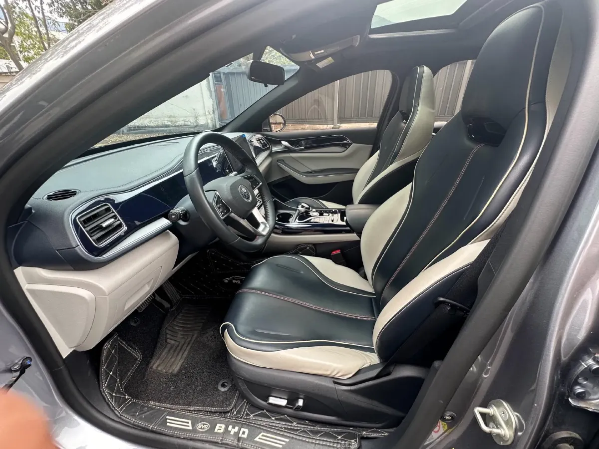 2021 Haval F7 1.5T 169HP L4 7DCT,autocango,china used car exporter,china ev exporter,chinese used car exporter,chinese used ev exporter