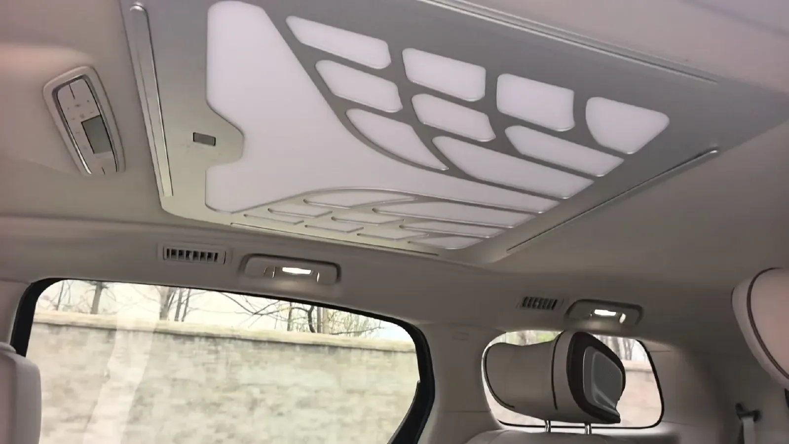 2023 Buick GL8 2.0T 237HP L4 9AT,autocango,china used car exporter,china ev exporter,chinese used car exporter,chinese used ev exporter