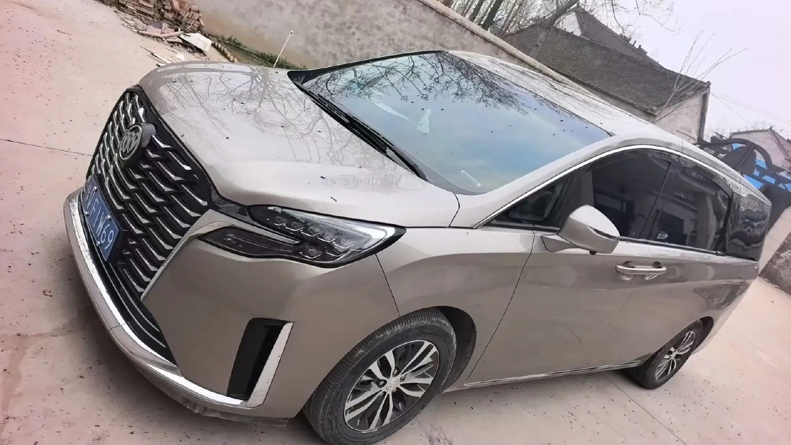 2023 Buick GL8 2.0T 237HP L4 9AT,autocango,china used car exporter,china ev exporter,chinese used car exporter,chinese used ev exporter