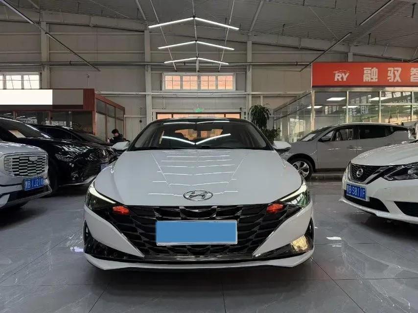 2021 Hyundai Elantra 1.5L 115HP L4 CVT,autocango,china used car exporter,china ev exporter,chinese used car exporter,chinese used ev exporter